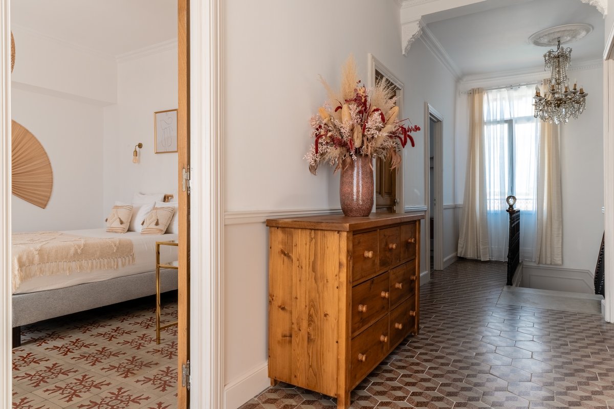 Maison de maître 4* avec piscine & jardin (6 pers.) à Magalas (12)