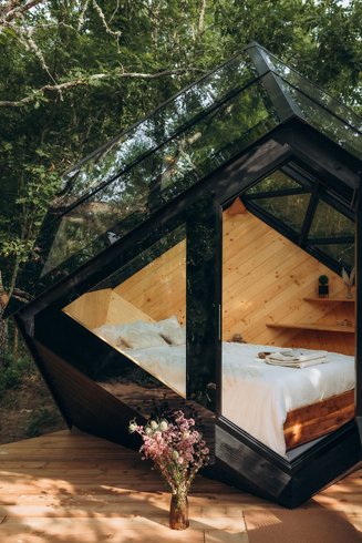 Hébergement AbracadaRoom : Cocon de verre avec Bain Nordique - Image 3