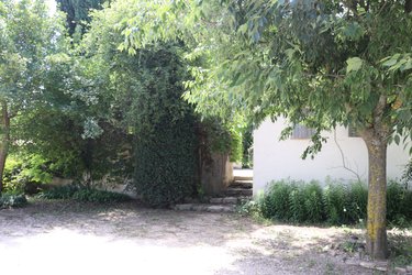 Joli cabanon avec vue sur Sainte Victoire à Fuveau (2)