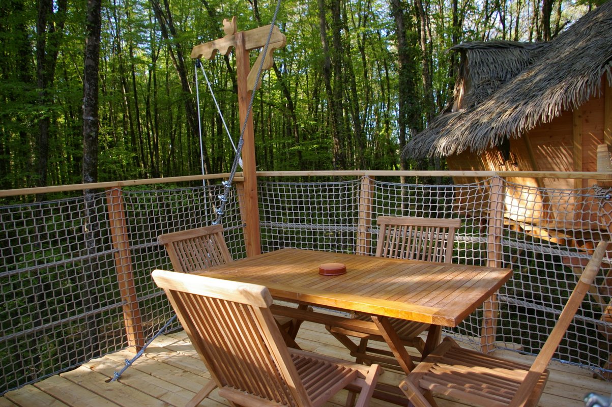 Cabane des Écureuils à Magné (4)
