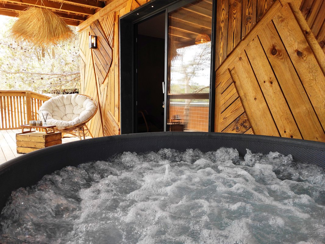 Cabane Jacuzzi à Calvisson (6)
