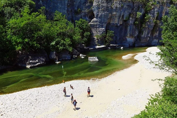 Hébergement AbracadaRoom : Roulotte gîte Nuit d'Amour & SPA - Image 10