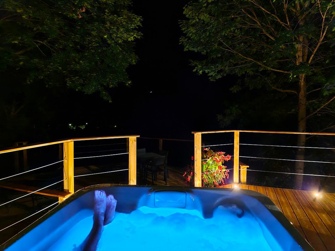 Bulle de Printemps & Spa à Mandailles - Saint Julien (12)