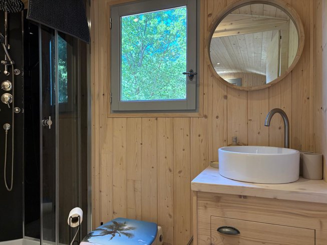 Hébergement AbracadaRoom : La Bignone, Roulotte & Spa partagé - Image 9