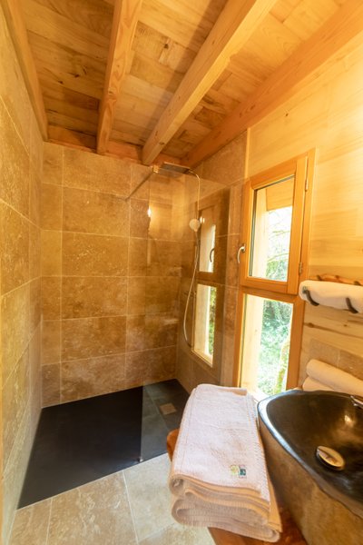 Hébergement AbracadaRoom : Cabane  Spa Nessie - Image 8