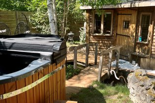 LE NID DANS LES BRUYERES