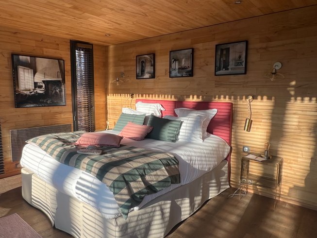 Hébergement AbracadaRoom : Suite «Trianon » & Spa & Sauna - Image 3