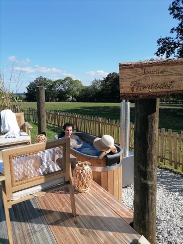 Hébergement AbracadaRoom : La Yourte cocooning Moroodol et son bain nordique - Image 4