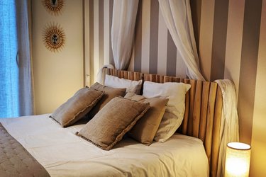 Villa Font Vive - Chambre d'hôtes "Le Chassezac" écologique avec piscine et cuisine à Grospierres (1)