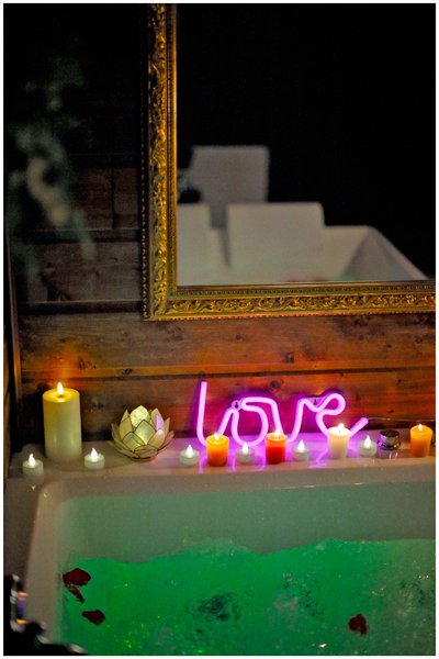 Hébergement AbracadaRoom : Chalet Romantique, SPA XXL, CINÉMA PRIVÉ, 5 min du centre - Image 4