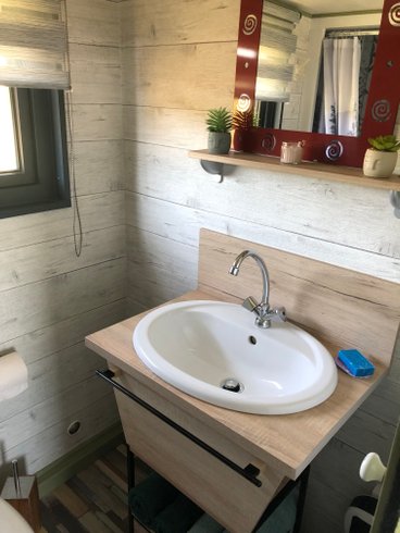 Domaine AbracadaRoom : La Cabane de Ruby - Image 11
