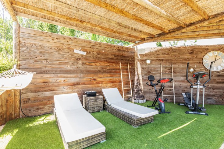 Hébergement AbracadaRoom : Hébergement Tonneau Prestige et sa piscine - Image 26