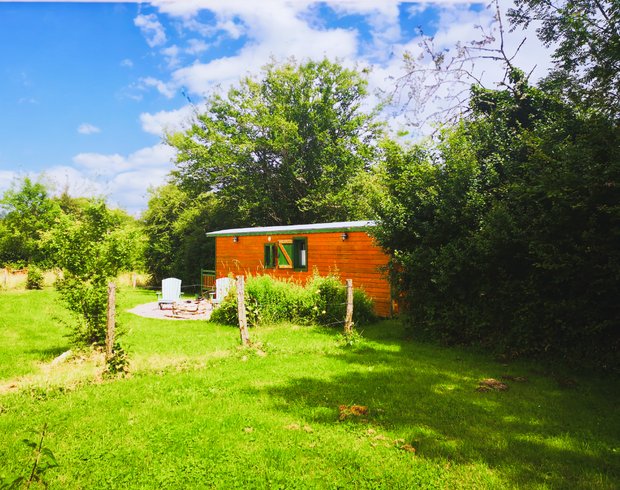 Domaine AbracadaRoom : Roulotte et Forêt : Evasion bohème en Bourgogne - Image 8