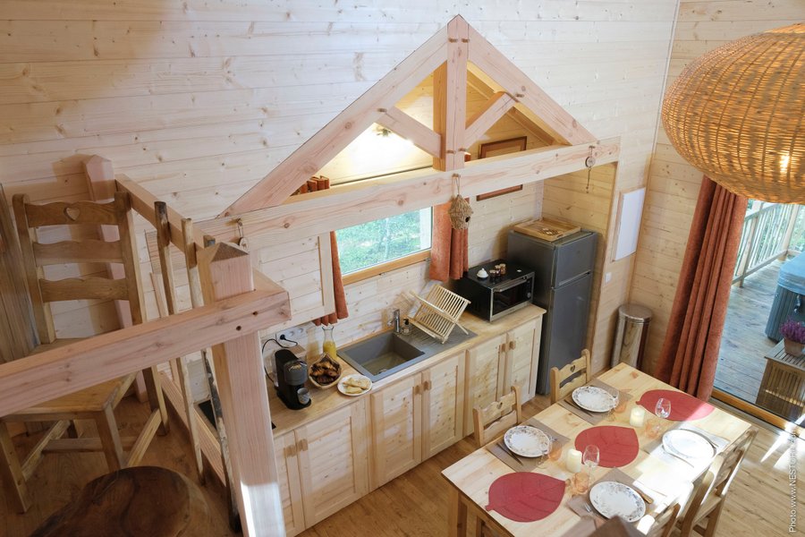 Hébergement AbracadaRoom : La Cabane du Grand Chêne & Spa - Image 3