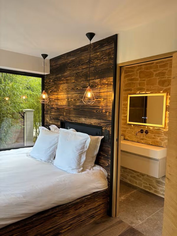 Lodge luxe bain nordique au bord du Canal de Briare à 1h30 de Paris à Montcresson (1)