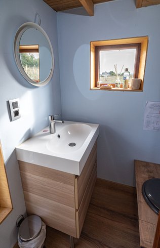 Hébergement AbracadaRoom : Les Jours Heureux Tiny House - Image 13