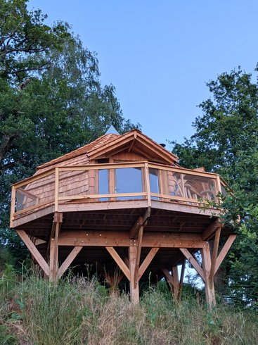 Hébergement AbracadaRoom : Cabane insolite PMR  - Le bulbe - Image 1