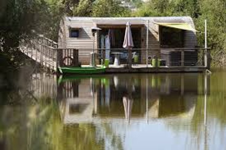 Hébergement AbracadaRoom : Lodge flottant Grenouilles & Spa - Image 4