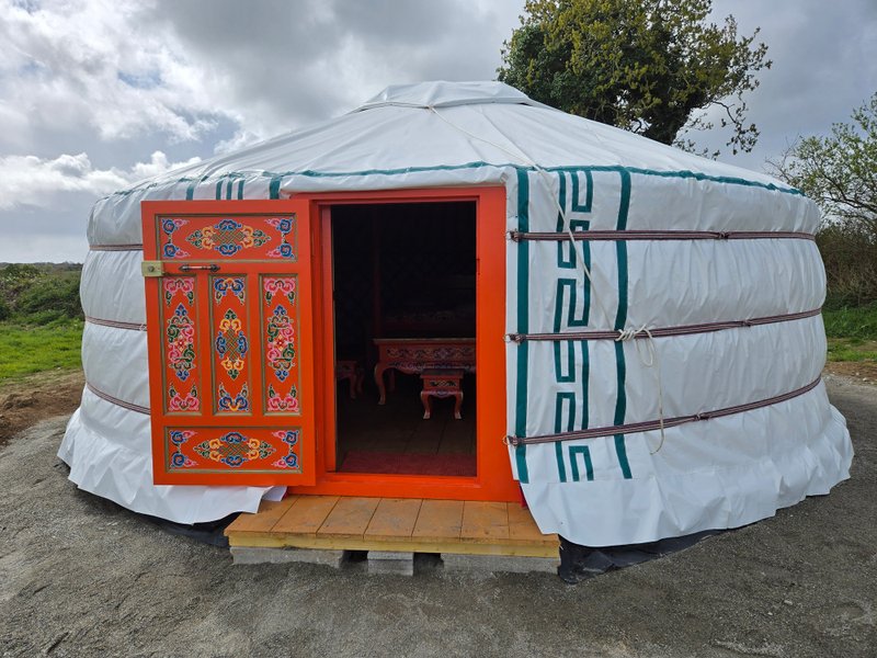 Hébergement AbracadaRoom : Yourte de Tréou & Bain nordique - Image 4