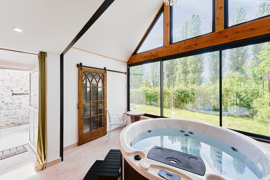 Hébergement AbracadaRoom : Le Hameau du Passeur & Spa - Image 4