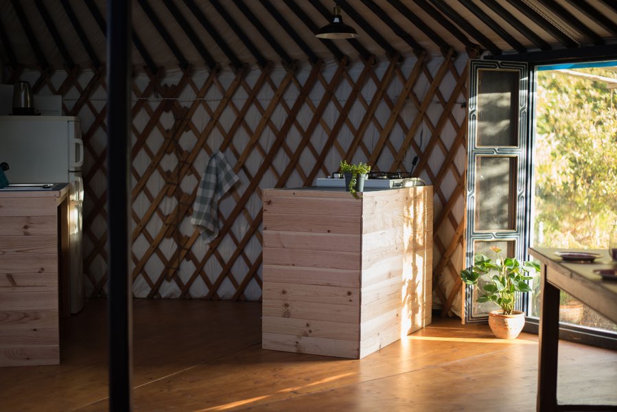 Hébergement AbracadaRoom : Belle et grande yourte mongole de 65m2 - Image 12