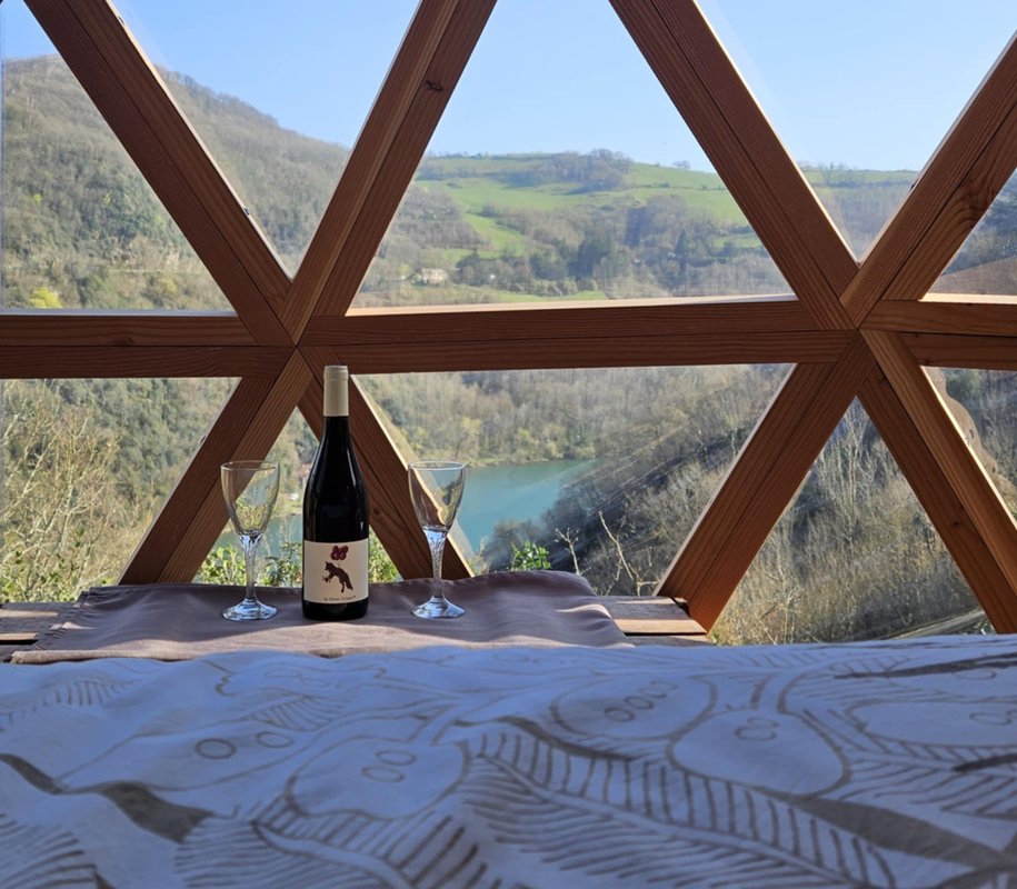 Dôme Sweet Dream & spa avec vue rivière à Réquista (1)
