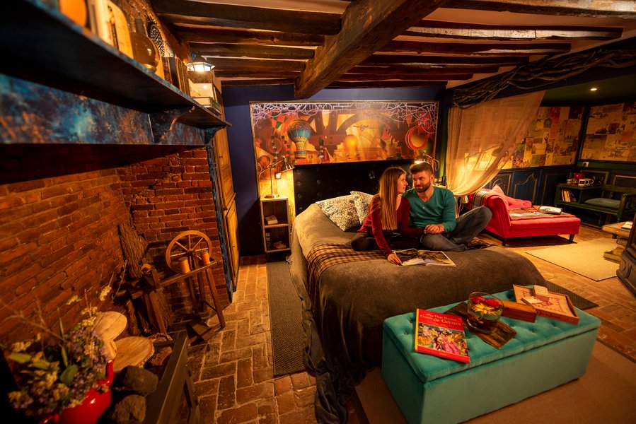 Hébergement AbracadaRoom : Suite Légendes - Image 23