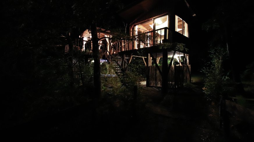 Hébergement AbracadaRoom : Cabane Réminiscence et Spa dans les arbres - Image 2