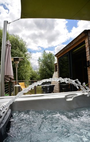 Hébergement AbracadaRoom : Lodge Duo Flottant Spa et sauna privatif Grenouilles - Image 6