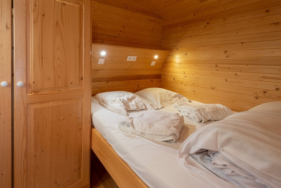 Hébergement AbracadaRoom : Le Chalet-Roulotte & Spa - Image 4