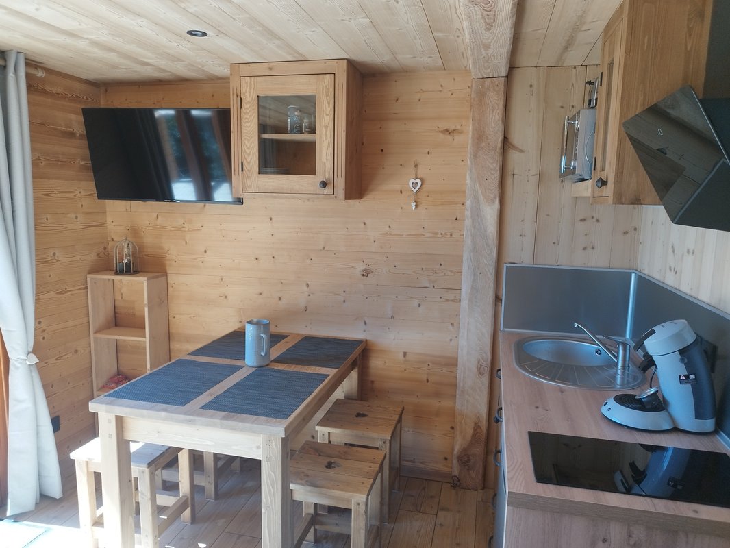 Cabane de l'Aiguille & SPA à St Julien En Champsaur (9)