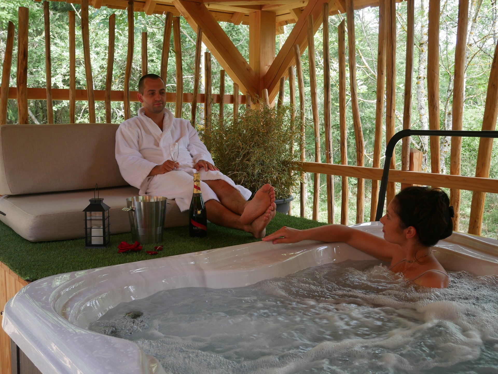 Cabane Château duplex - Spa/Jacuzzi™ - Aulteribe