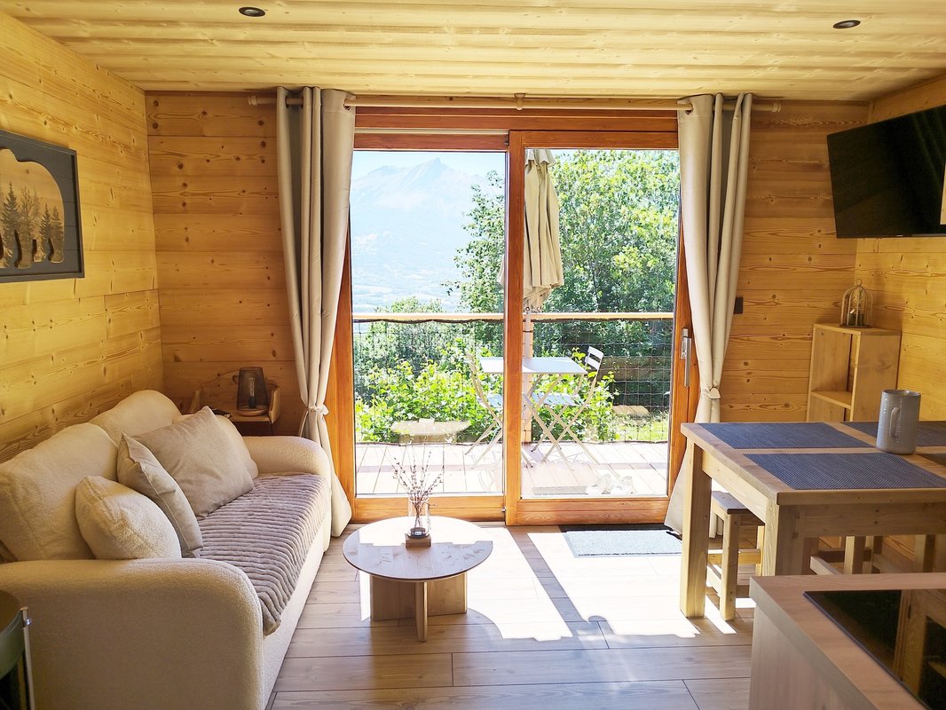 Cabane de l'Aiguille & SPA à St Julien En Champsaur (15)