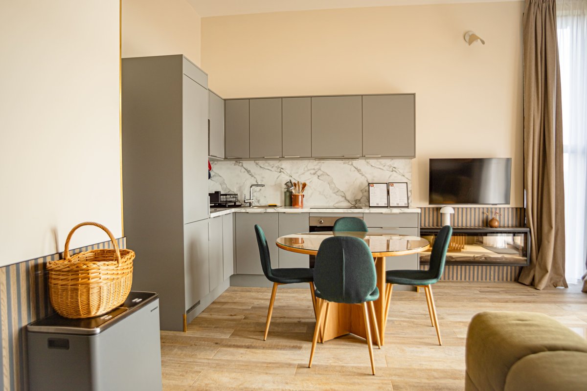 Hestia + Freya : Ecolodge de luxe avec 2 bains nordiques pour 2-14 personnes à Saint-Mards-En-Othe (39)