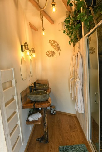 Hébergement AbracadaRoom : La Feuille & Spa et Sauna - Image 10