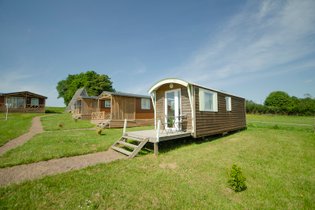 Roulotte moderne atypique