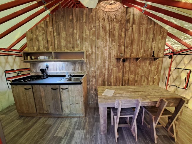 Hébergement AbracadaRoom : Yourte WOOD 5 personnes - Image 2