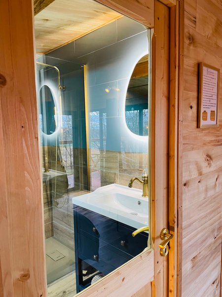 Hébergement AbracadaRoom : La Cabane Feu de Forêt & spa privatif - Image 5