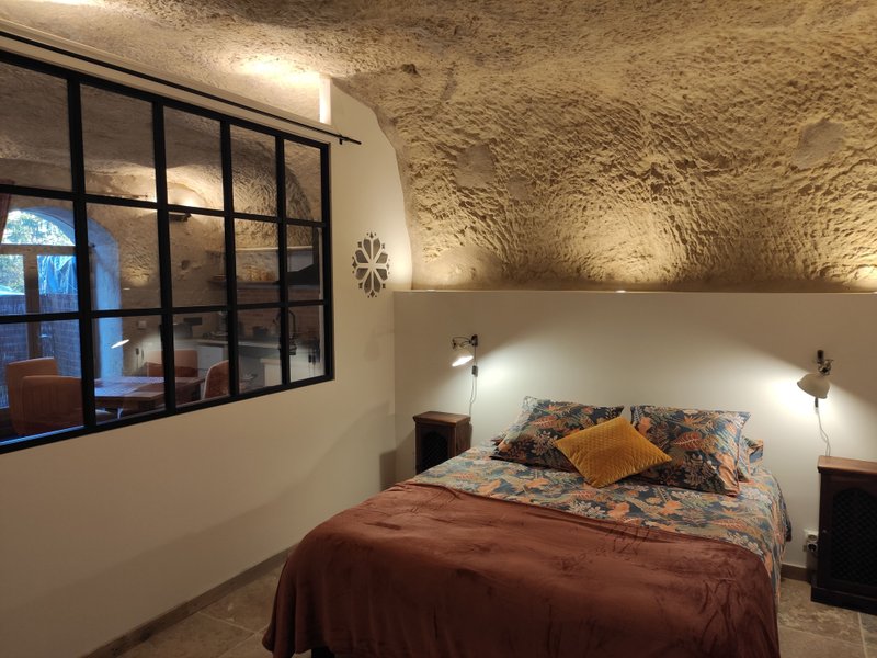 Hébergement AbracadaRoom : Gîte troglodytique "le 161" - Image 3