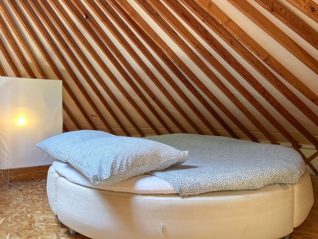 Hébergement AbracadaRoom : La Yourte Contemporaine - Image 14