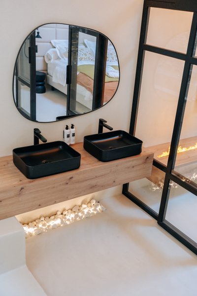 Hébergement AbracadaRoom : La Grange - Chambre intimiste & spa - Tavel - Image 8