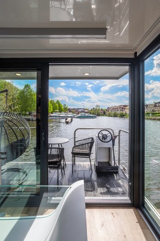 Hébergement AbracadaRoom : Suite flottante Supérieure Lit king-size Balnéo transparente Sauna et rooftop - Image 14