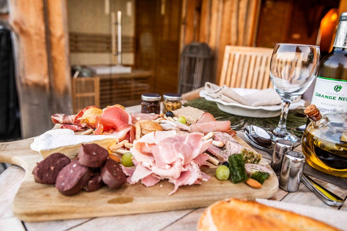 Cabane du Grand Chêne & Spa à Saint- Martin Des Combes (21)