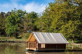 Cabane sur pilotis Gers