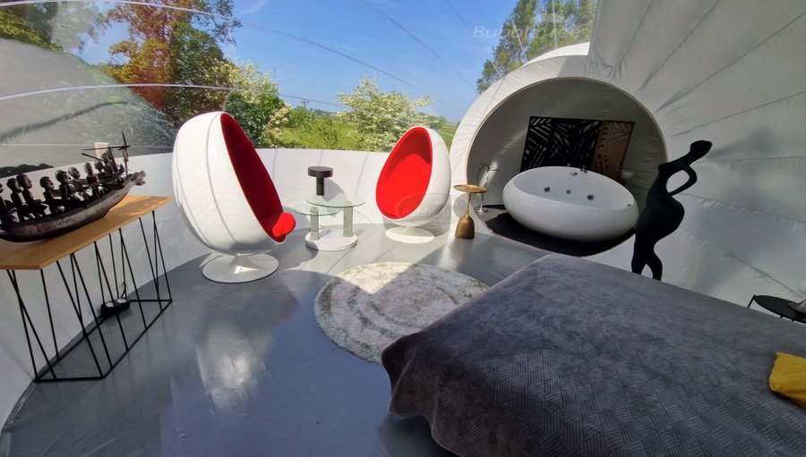 Hébergement AbracadaRoom : Bulle Yin Yang  & balnéo avec planche dînatoire et petit-déjeuner - Image 9