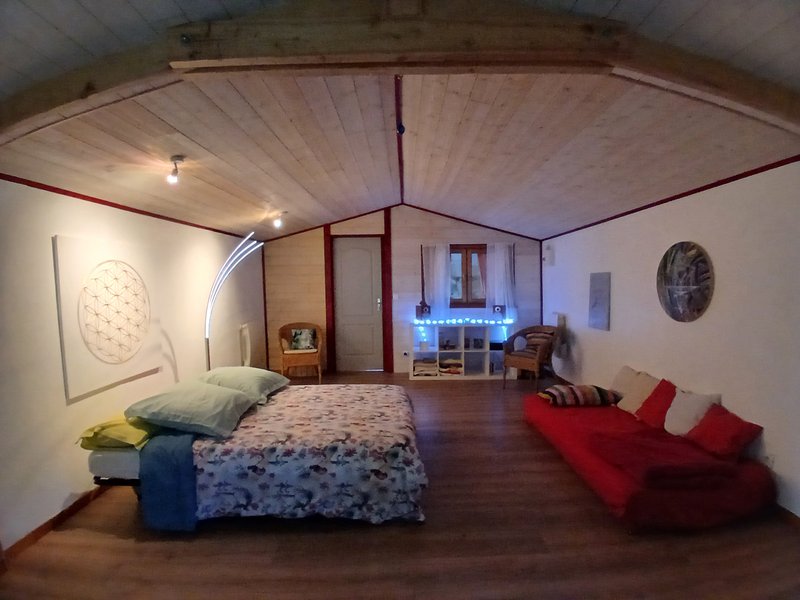 Hébergement AbracadaRoom : Le Temple Ysambre & Spa & Sauna - Image 3