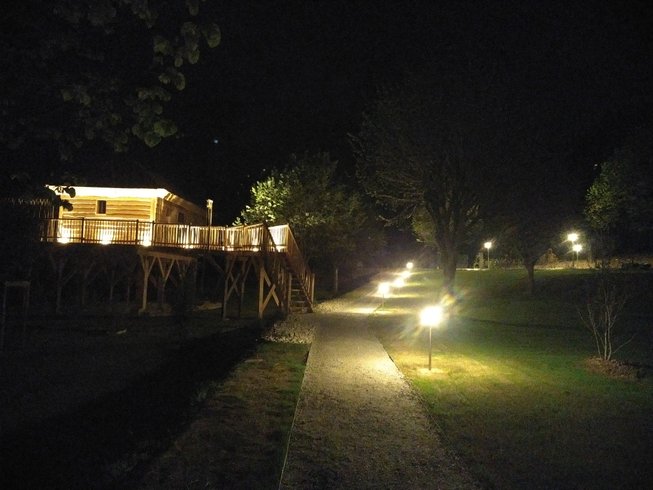 Domaine AbracadaRoom : Cabanes Suspendues - Image 2