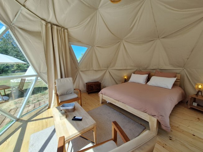 Hébergement AbracadaRoom : Dôme romantique avec petit-déjeuner et jacuzzi - Image 7