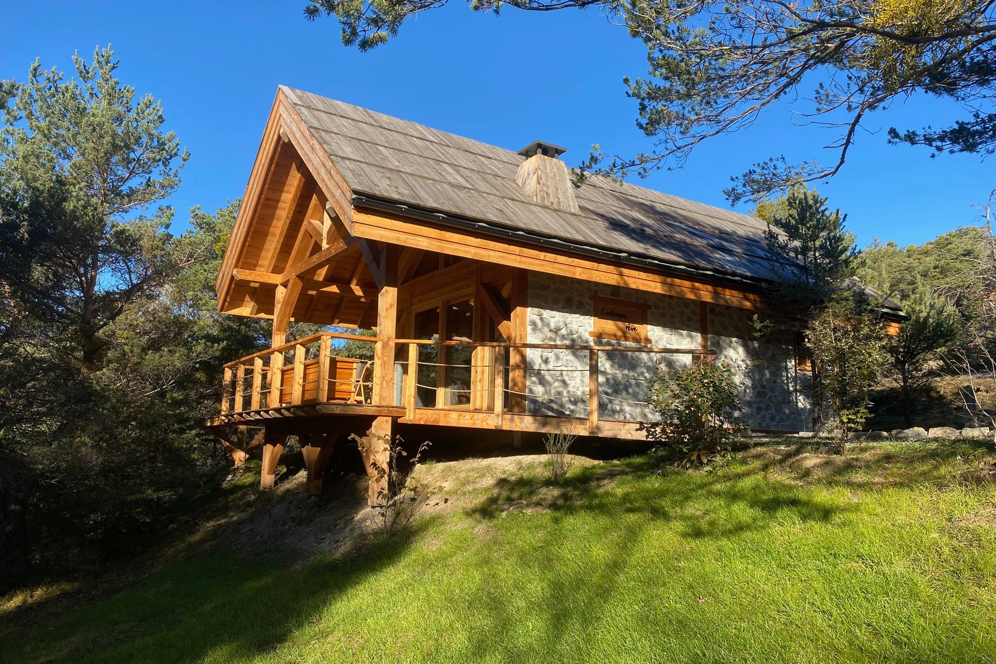 Hébergement UnicStay : Chalet l'Attrape Rêve - Spa à Chorges