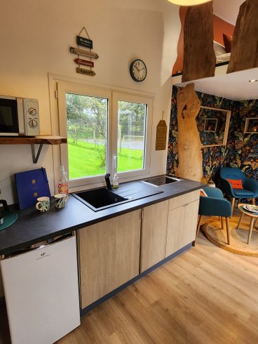 Hébergement AbracadaRoom : La Tiny-house & Spa - Image 5